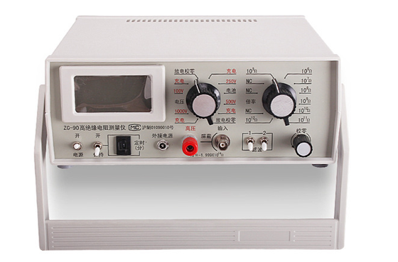 Cyfrowy tester oporu izolacyjnego z napięciem badawczym 100/250/500/1000 V i zakresem oporu 0 ̊2 × 1016Ω zgodny z GB/T 3048.5, UL1581, UL2556